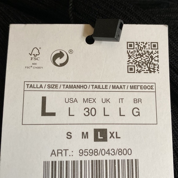 NWT Zara Black Knit Golden Brooch Top. Size L. - Picture 8 of 10